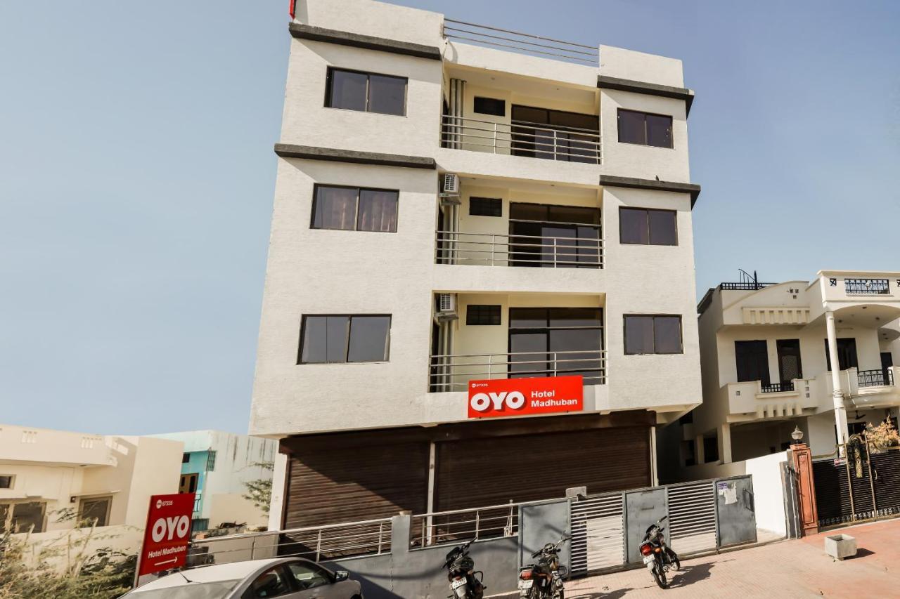 Oyo 67335 Hotel Madhuban Adžmér Exteriér fotografie